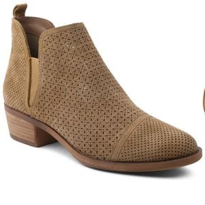 Kensie Glynda Bootie